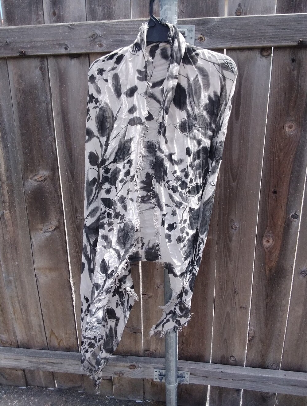 Nardi & Tagliaferri Italy Micromodal Lightweight Black & White Floral Scarf Wrap
